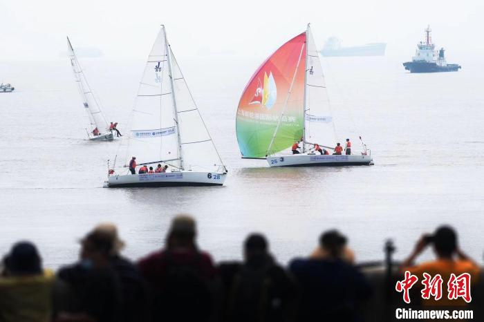 千帆入画破浪前行：上海