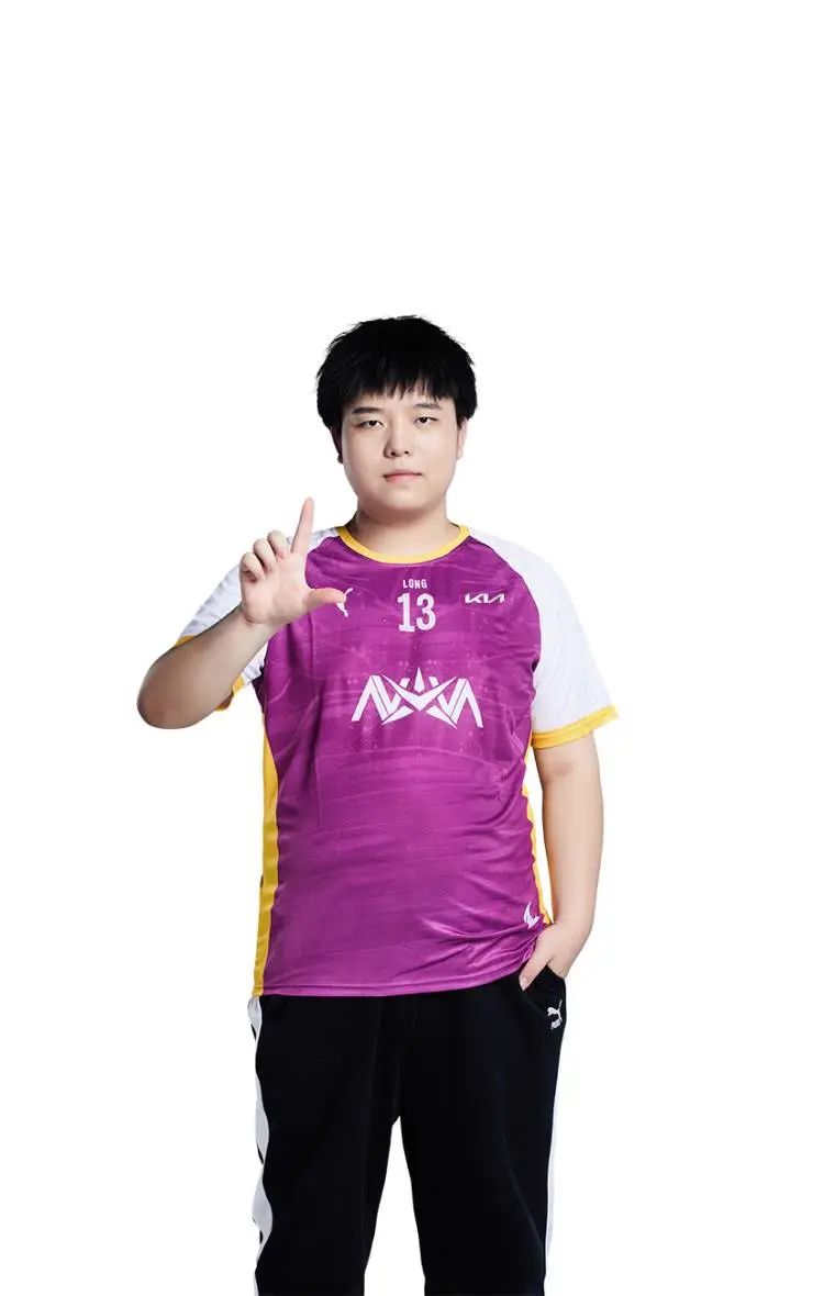 安旭龙双冠加冕FMVP 手游打野登顶之路