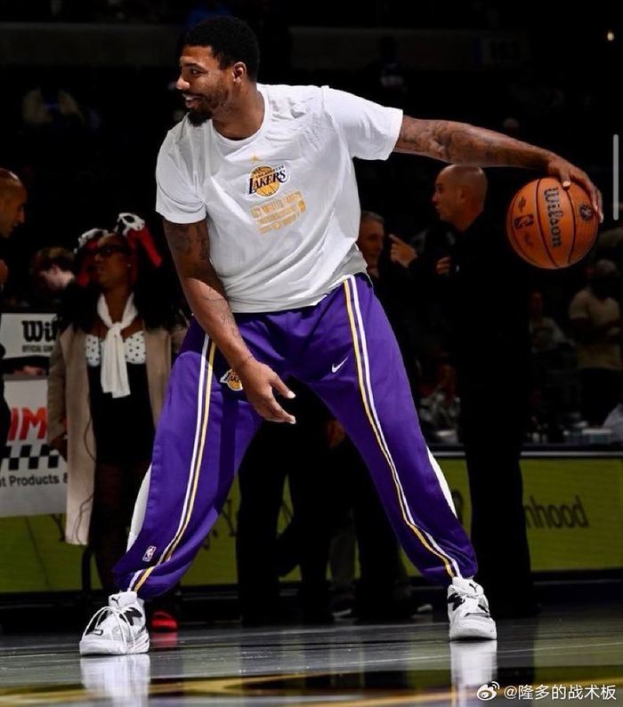 斯玛特关键战役正负值+66 湖人险胜火箭展现硬仗