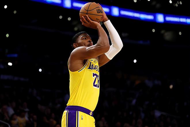 湖人逆转森林狼登顶西部第四 八村塁贡献关键数