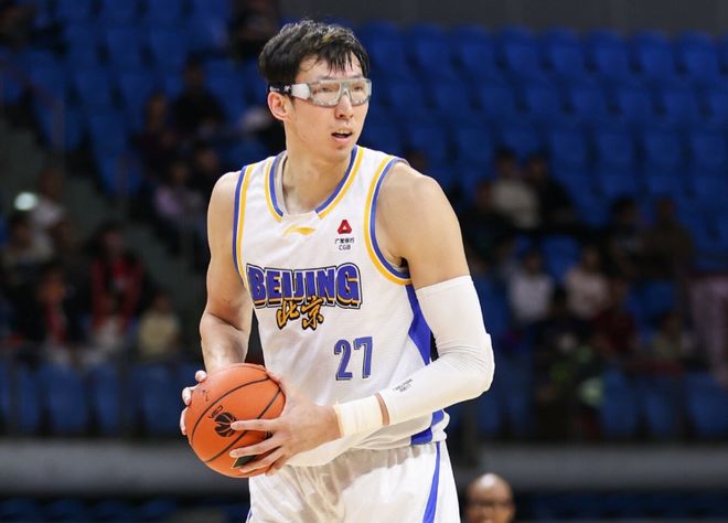 北京逆转同曦赵睿三分神准率队取三连胜