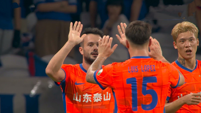 山东泰山阵容不整迎战大连英博 韩鹏调整战术应