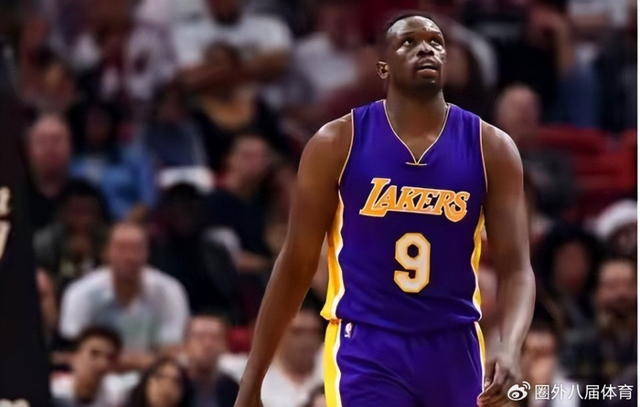 公牛解雇两位高管引老板不满 交易失误成导火索