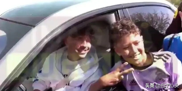 皇马核心与主帅矛盾激化 劳尔-阿森西奥遭挂牌出