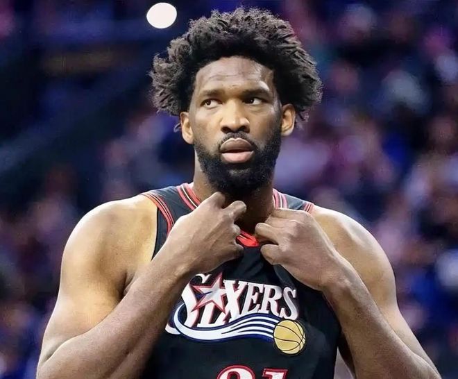 费城76人惨败活塞跌至东部第七 三核拼尽全力难