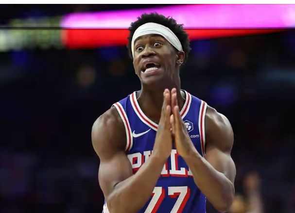 费城76人惨败活塞跌至东部第七 三核拼尽全力难