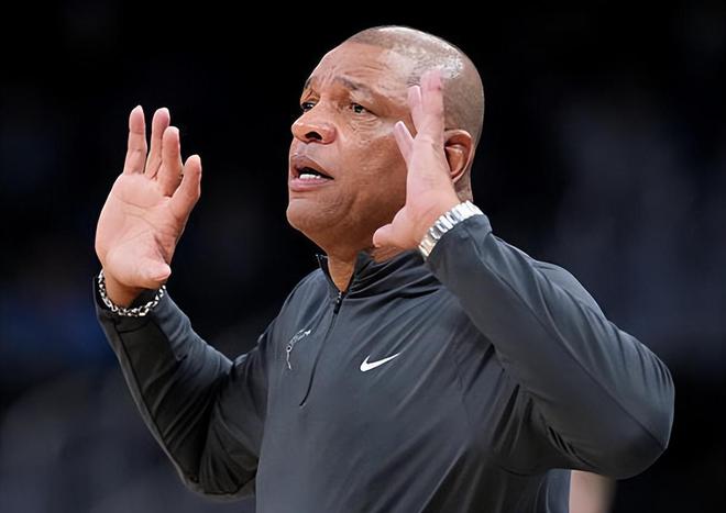 老里正式宣布退休 结束27年NBA执教生涯